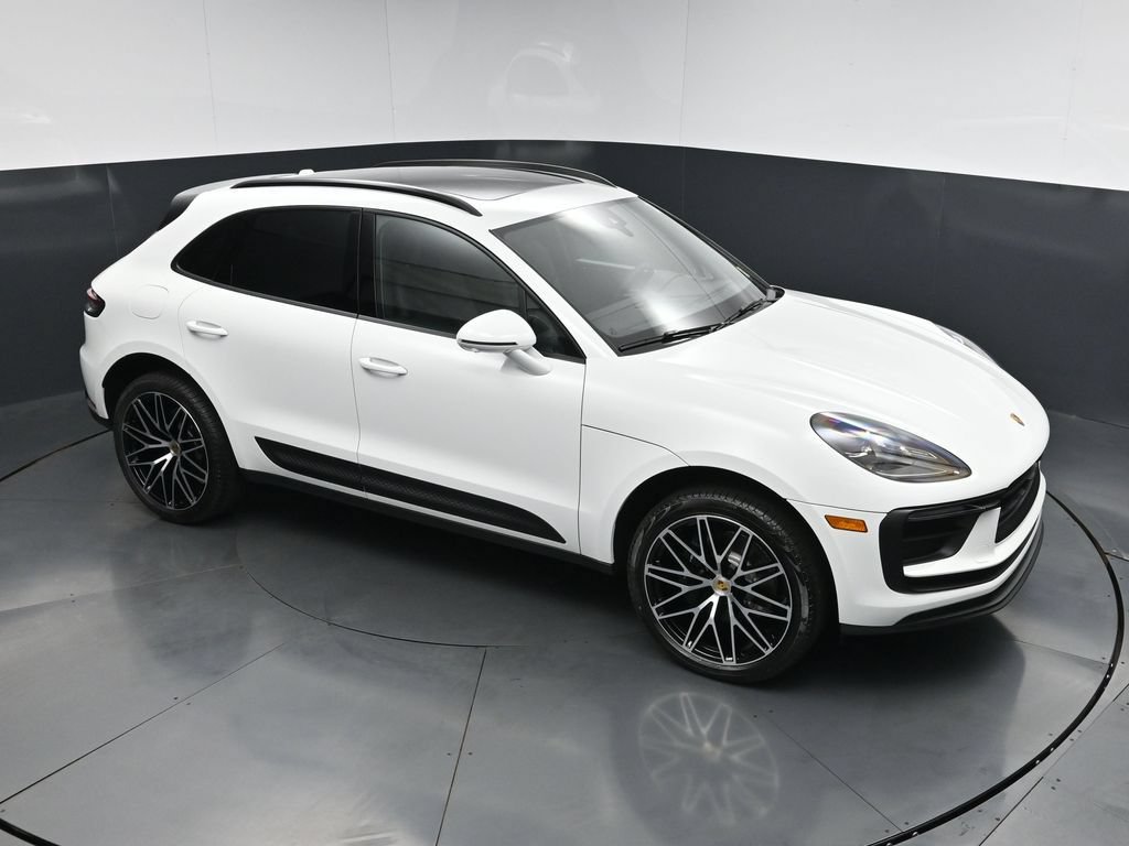 New 2026 Porsche Macan AWD/4WD image 20