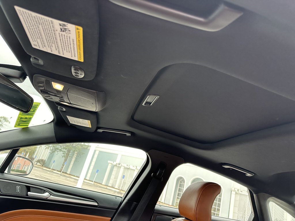 Used 2019 Ford Fusion Titanium image 16