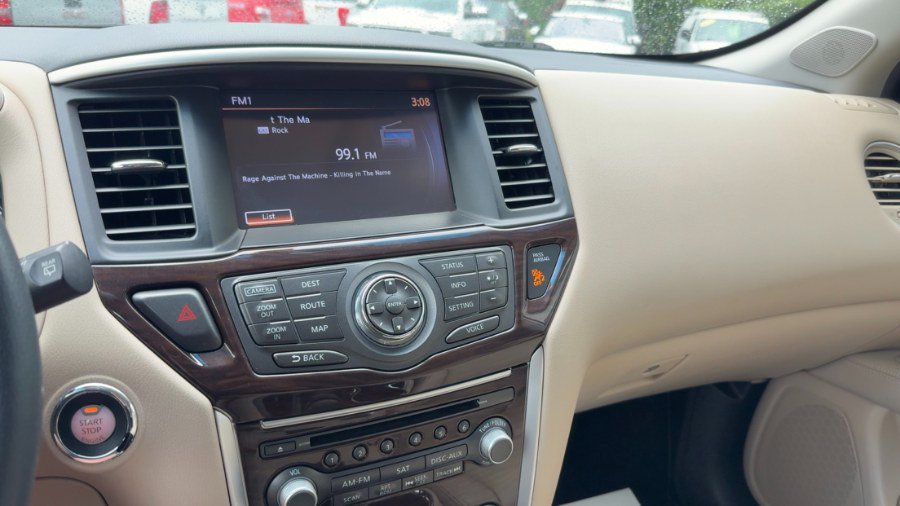Used 2016 Nissan Pathfinder SL w/ SL Tech Package AWD/4WD image 17