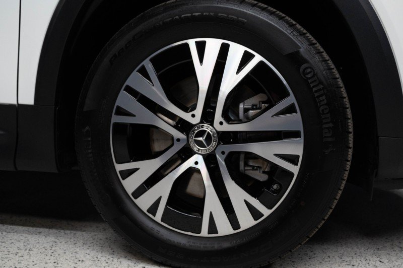 Certified 2026 Mercedes-Benz GLB 250 image 10