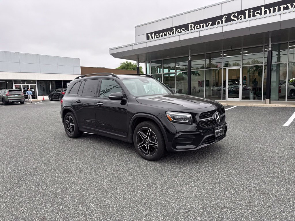 Certified 2025 Mercedes-Benz GLB 250 4MATIC image 3