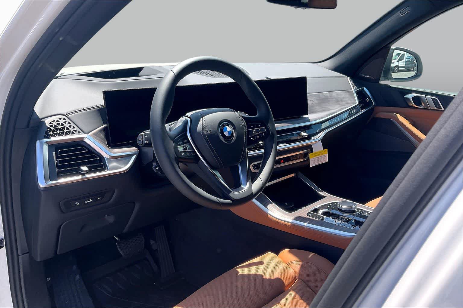 New 2026 BMW X5 xDrive50e AWD/4WD image 9