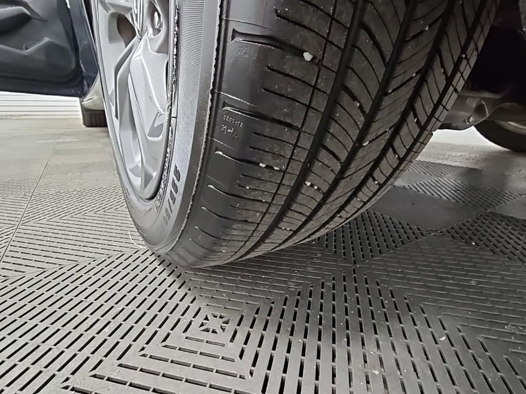 Used 2024 Honda Accord EX image 38