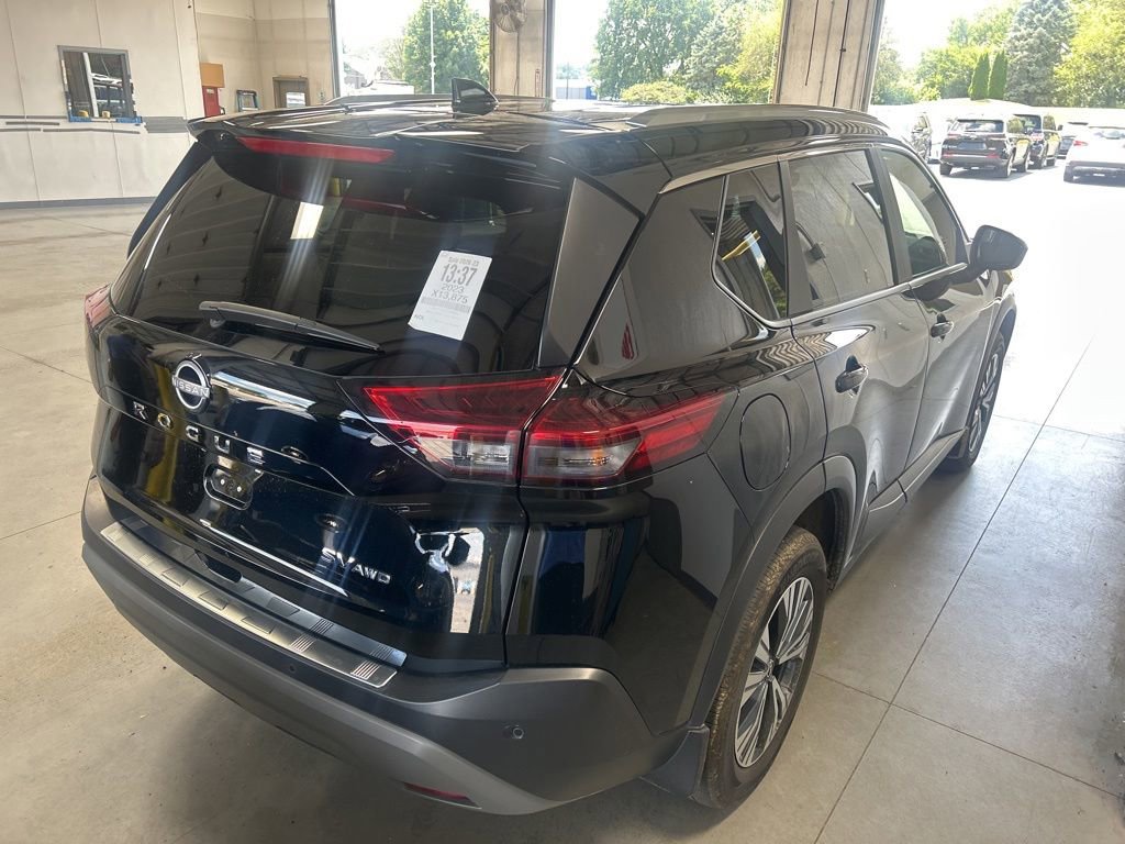 Used 2023 Nissan Rogue SV w/ SV Premium B Package AWD/4WD image 8