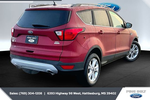 Used 2019 Ford Escape SEL image 11
