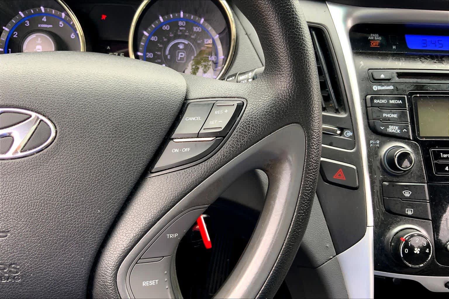 Used 2012 Hyundai Sonata GLS w/ Popular Equipment Pkg FWD image 24
