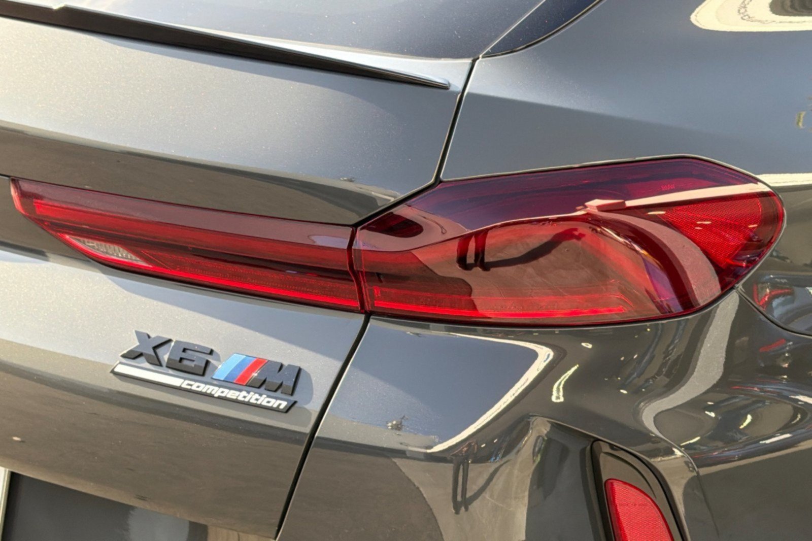 Used 2024 BMW X6 M Competition w/ Executive Package AWD/4WD image 27