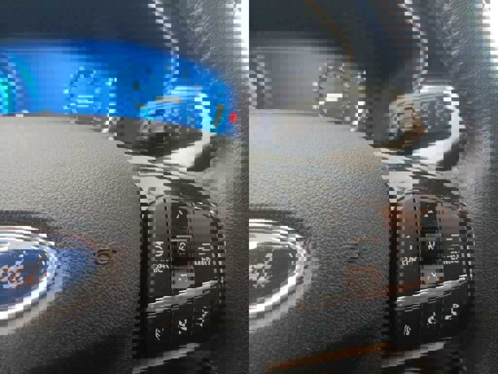 Used 2021 Ford Escape SEL w/ Technology Package image 27