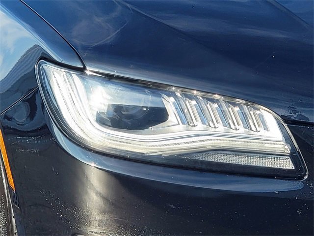 Used 2017 Lincoln MKZ Premiere image 16