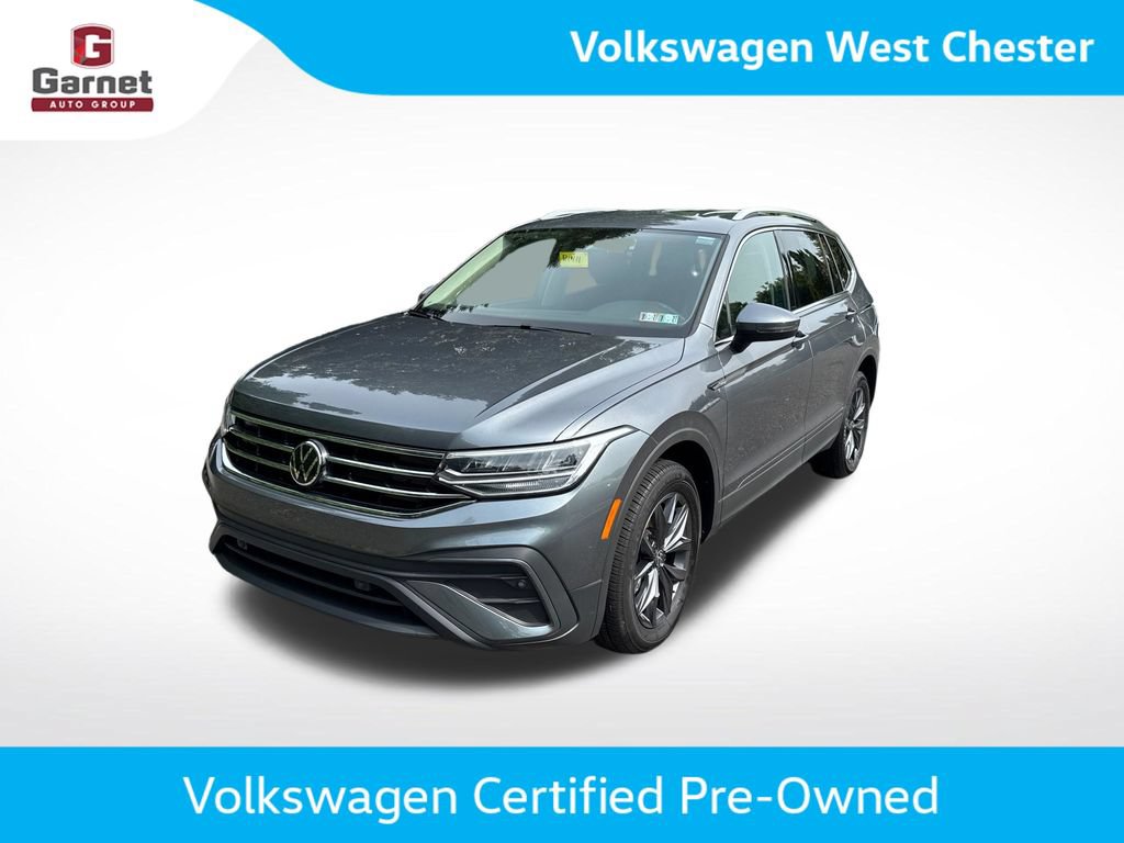 Certified 2023 Volkswagen Tiguan SE FWD image 1