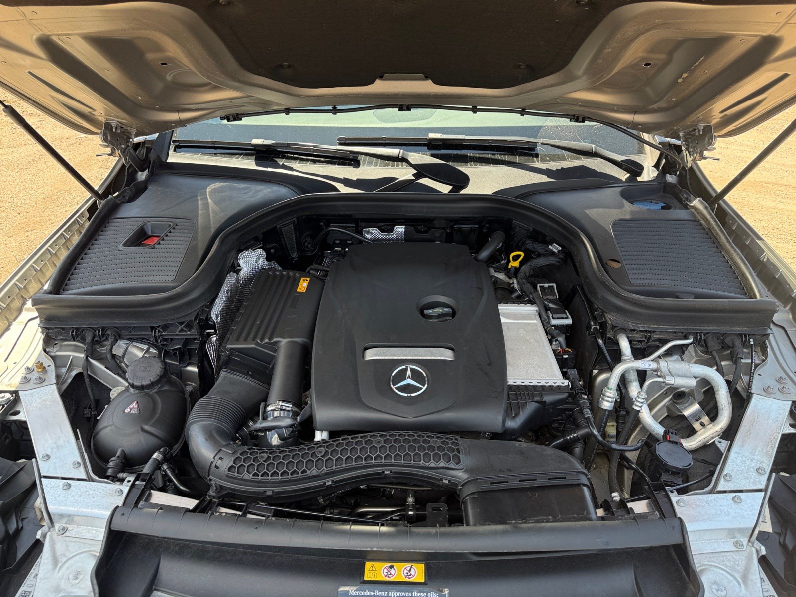 Used 2019 Mercedes-Benz GLC 300 4MATIC image 20