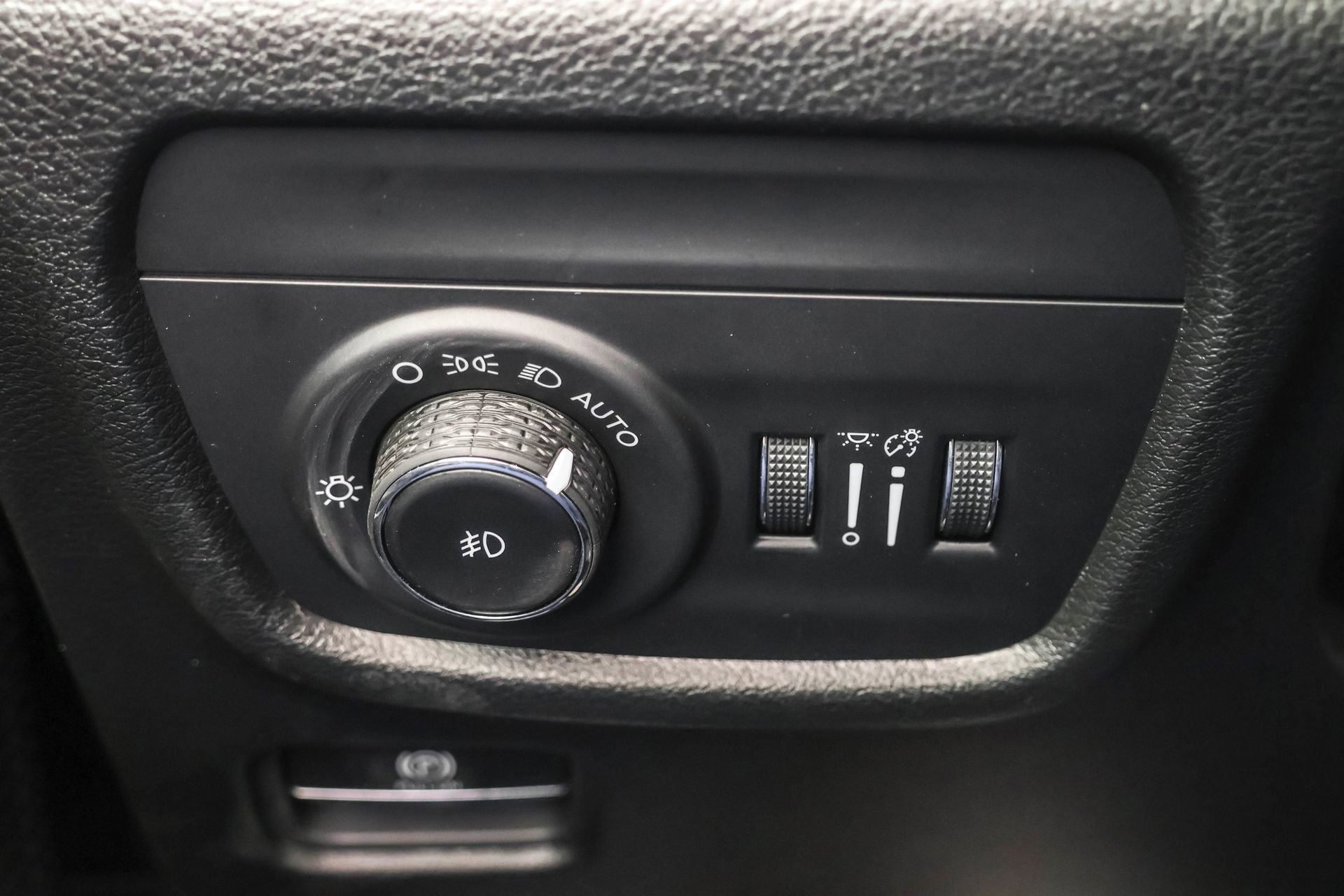 New 2026 Jeep Grand Cherokee Limited w/ Limited Altitude Package image 28