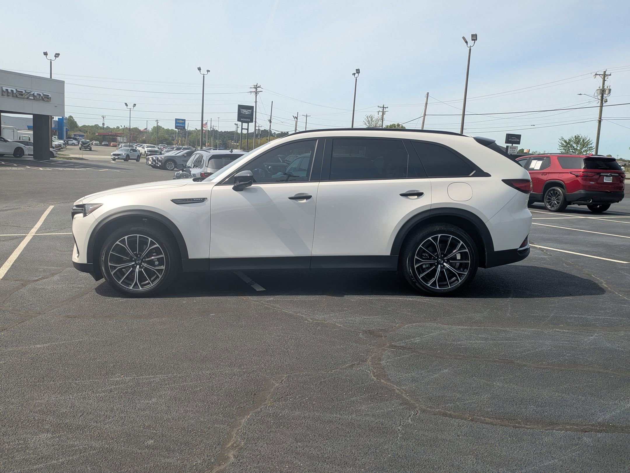 Certified 2025 MAZDA CX-70 Plug-In Hybrid w/ Premium Plus image 8