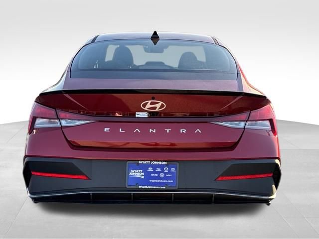 New 2026 Hyundai Elantra Sport FWD image 4