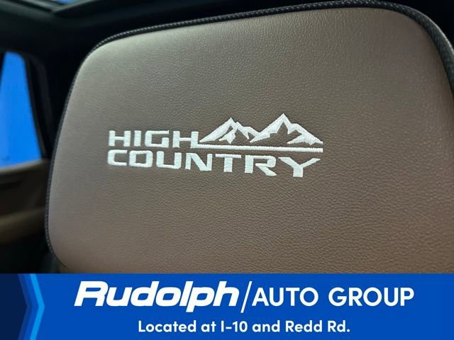 Used 2025 Chevrolet Tahoe High Country image 13