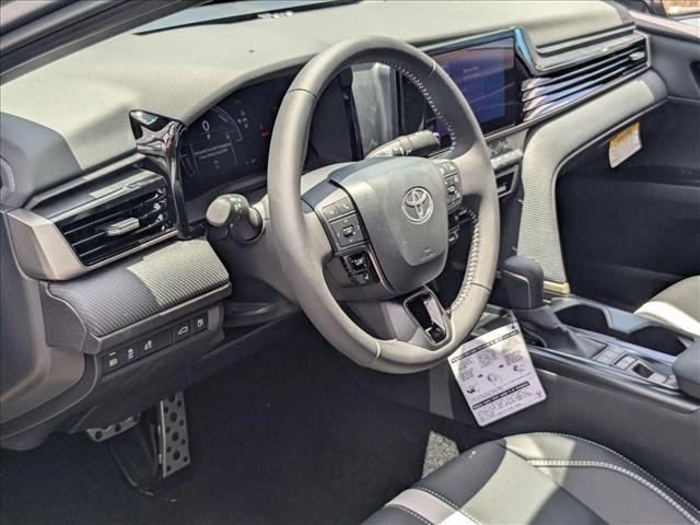 New 2025 Toyota Camry SE image 3