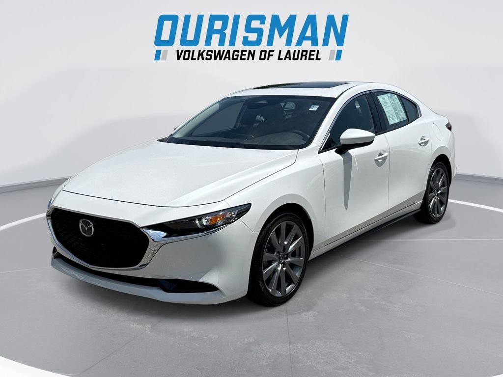 Used 2024 MAZDA MAZDA3 s FWD image 1
