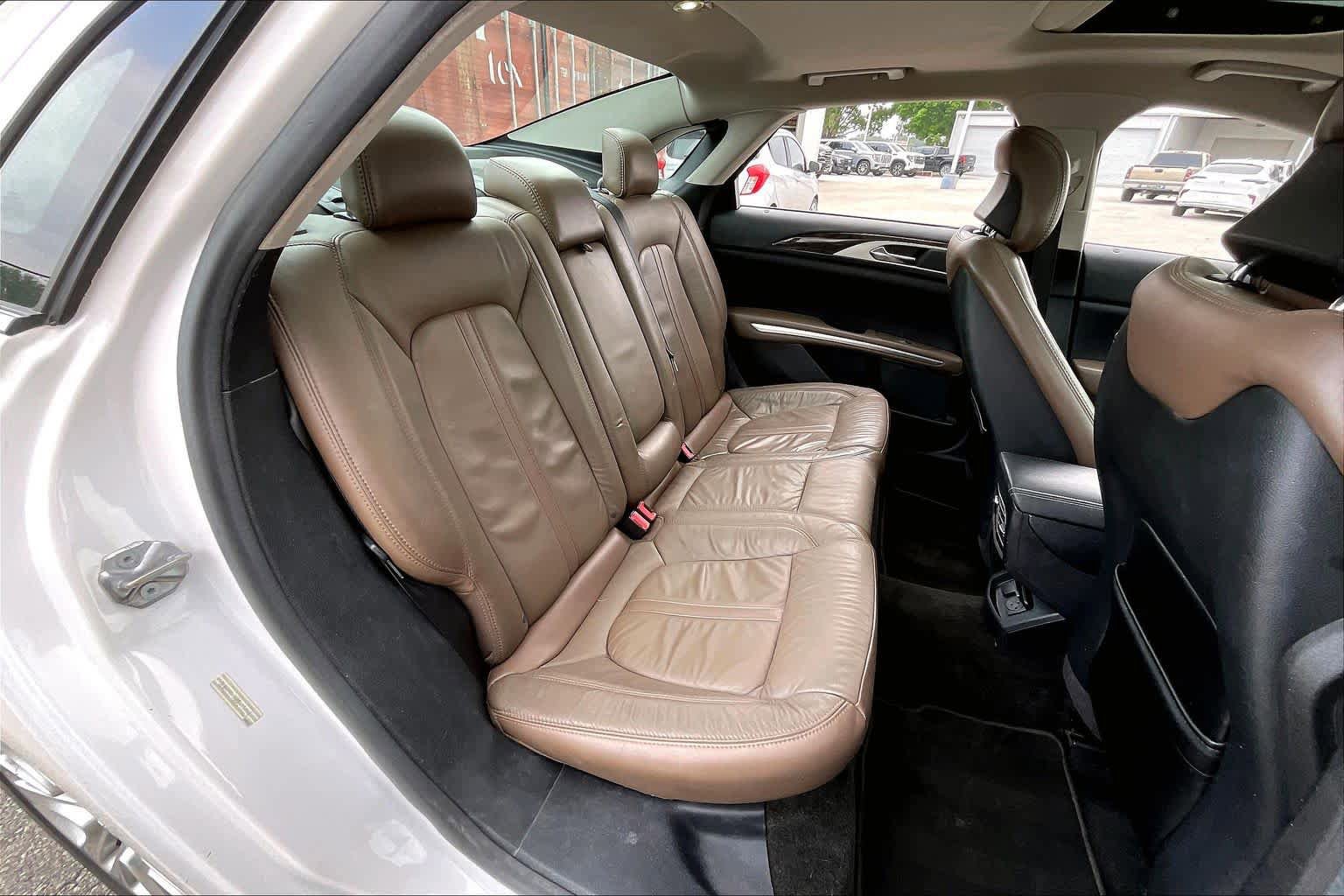 Used 2016 Lincoln MKZ Hybrid w/ Equipment Group 500A Select FWD image 21
