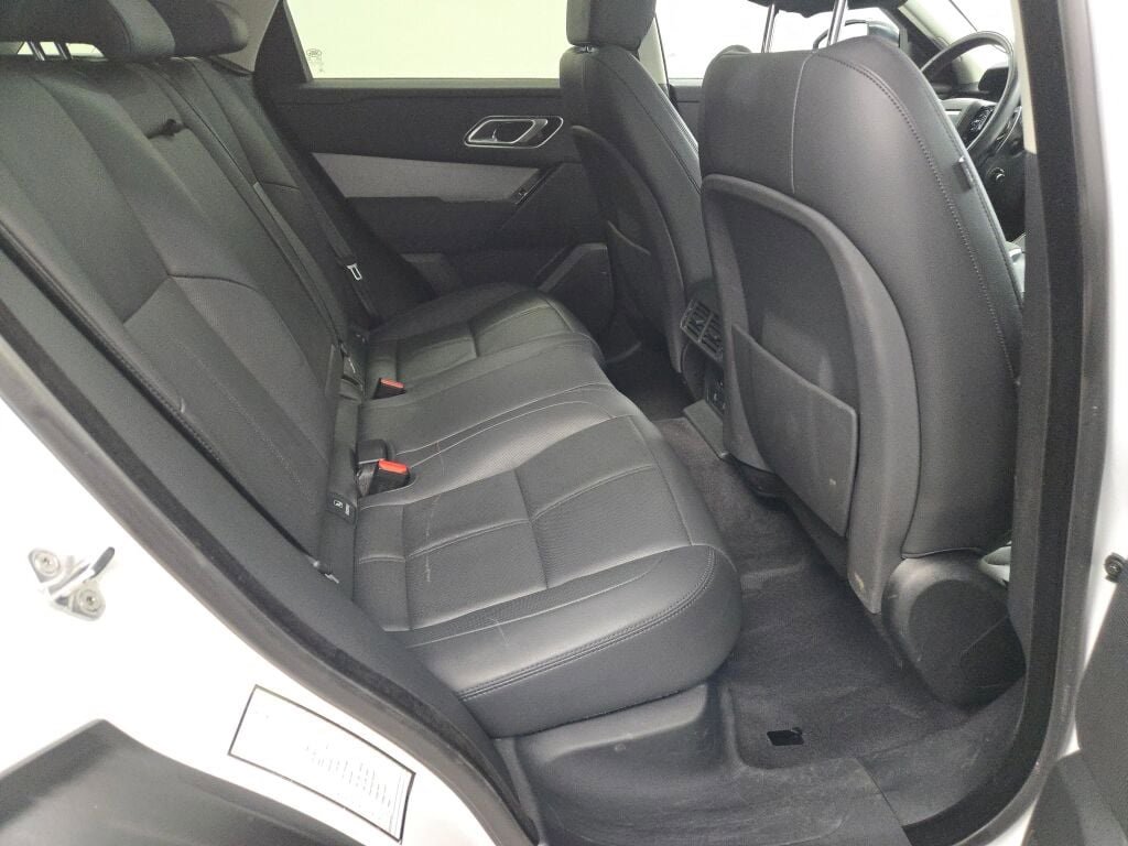 Used 2024 Land Rover Range Rover Velar S image 11