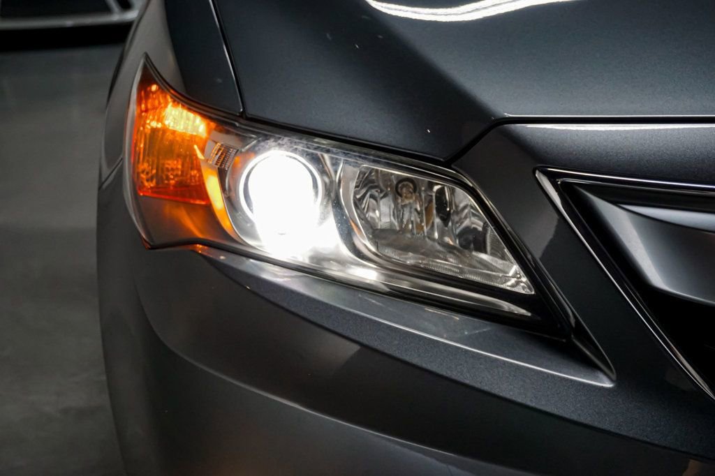 Used 2014 Acura ILX w/ Premium Package FWD image 67