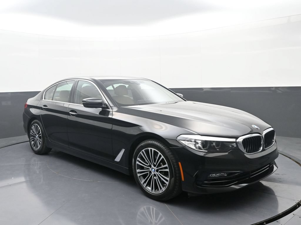 Used 2018 BMW 540i xDrive w/ Premium Package AWD/4WD image 3