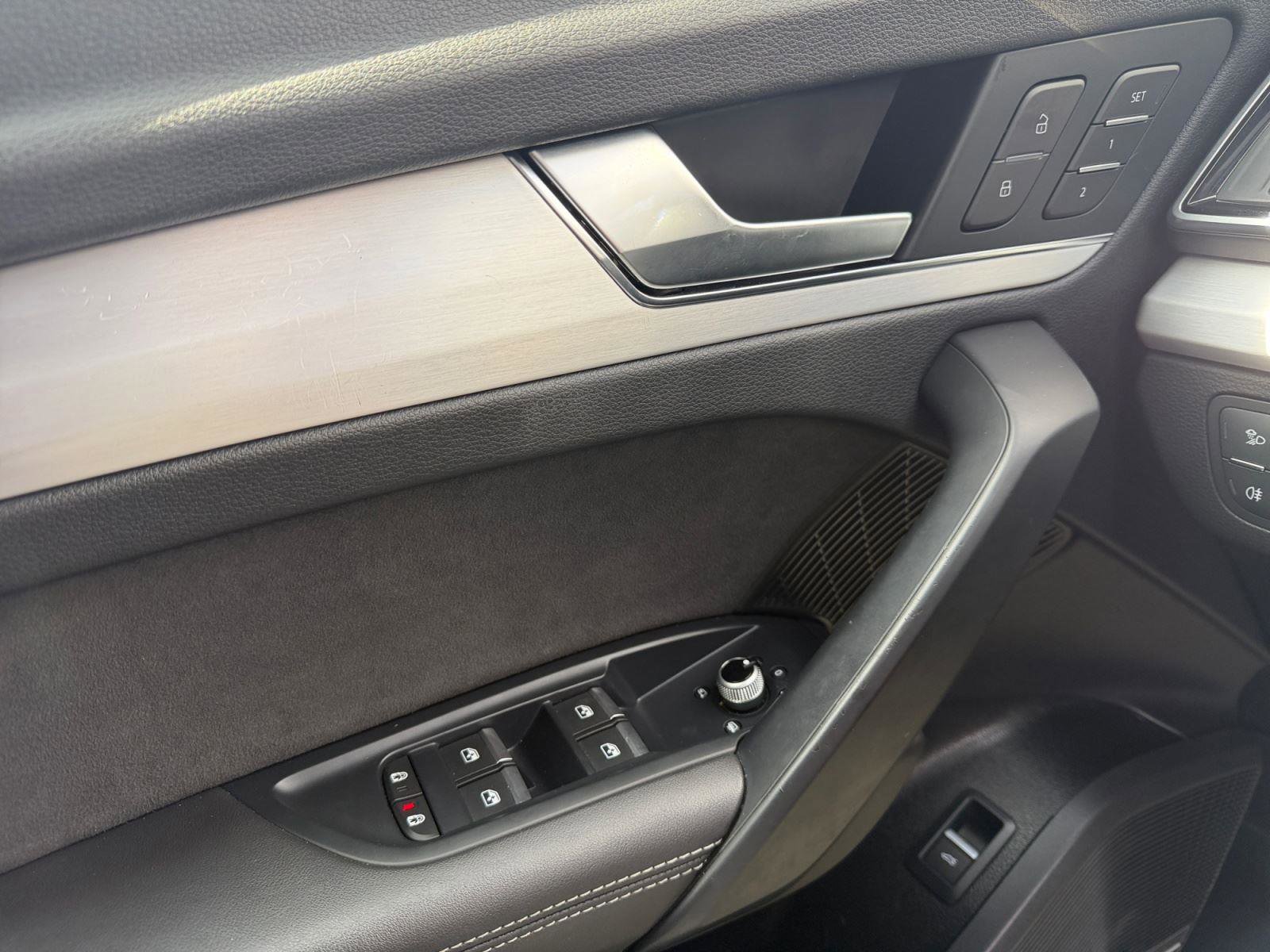 Used 2021 Audi SQ5 Premium Plus image 17