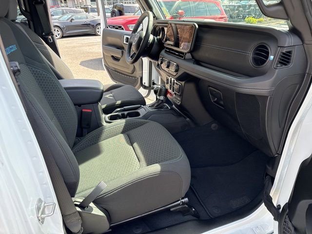Used 2025 Jeep Wrangler Unlimited Rubicon 4xe w/ Safety Group image 31