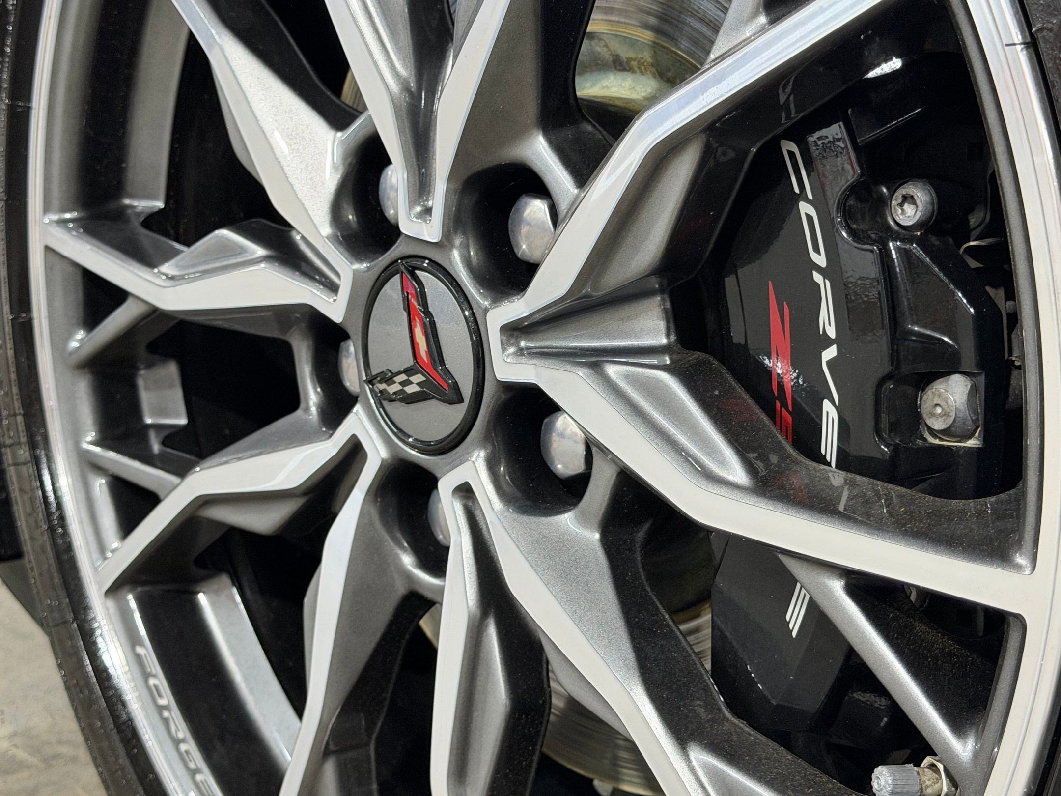 Used 2024 Chevrolet Corvette Stingray Preferred Cpe w/ Z51 Performance Package image 21