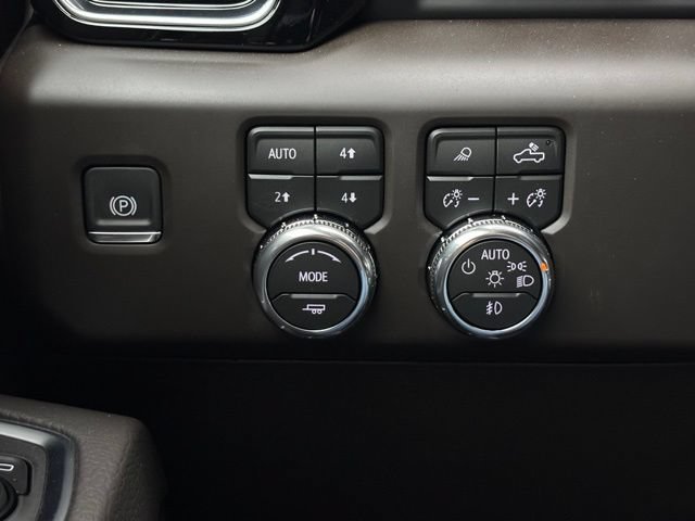 New 2026 GMC Sierra 2500 Denali w/ Denali Reserve Package AWD/4WD image 25