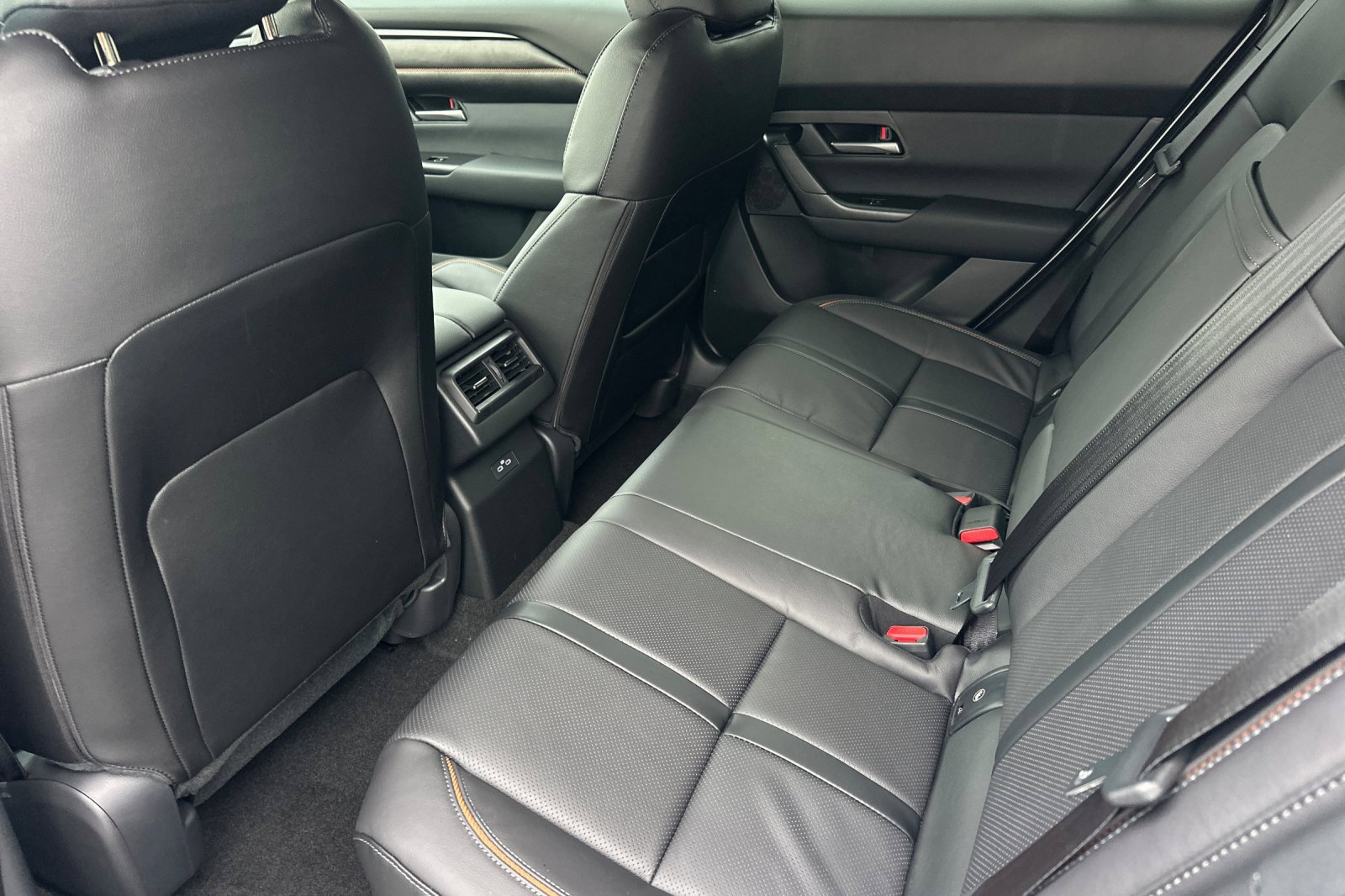 New 2026 MAZDA CX-50 AWD 2.5 Hybrid w/ Premium Pkg image 12