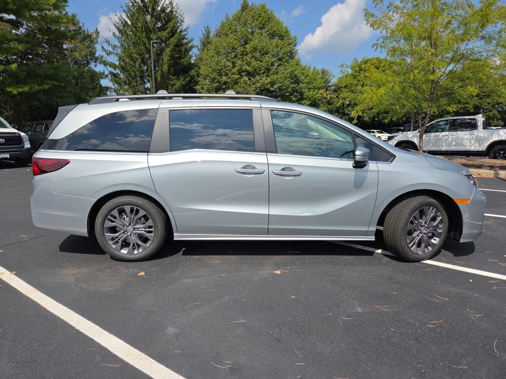 New 2026 Honda Odyssey Touring image 30