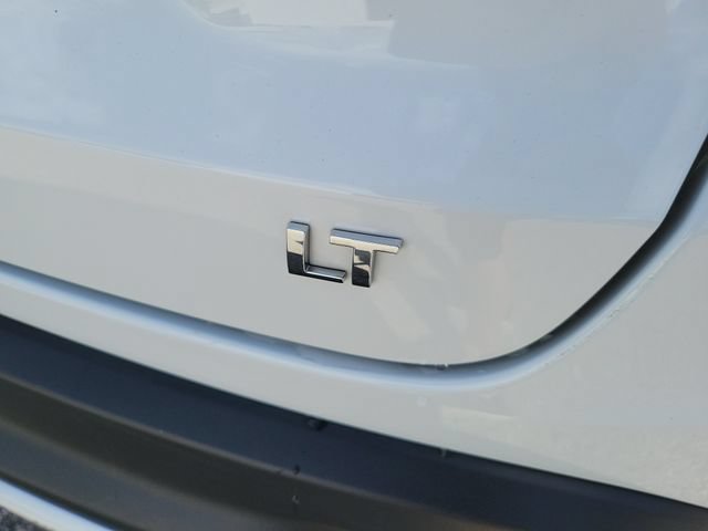 Used 2025 Chevrolet Trax LT FWD image 10