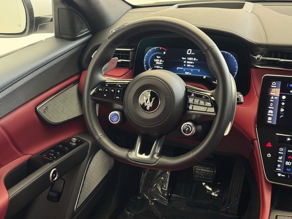 Used 2024 Maserati Grecale Trofeo image 21