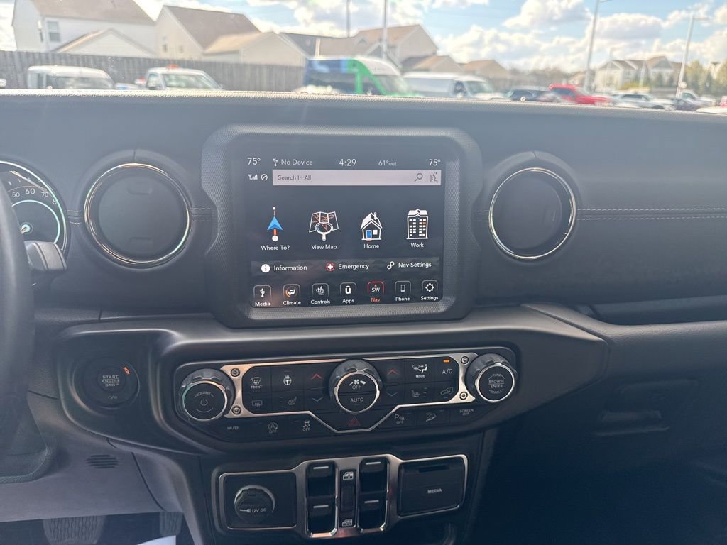 Used 2021 Jeep Wrangler Unlimited Sahara image 8