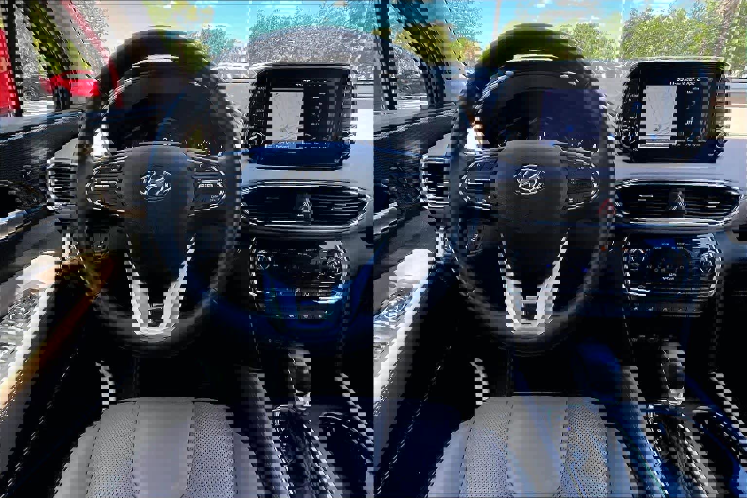 Used 2019 Hyundai Santa Fe FWD image 6