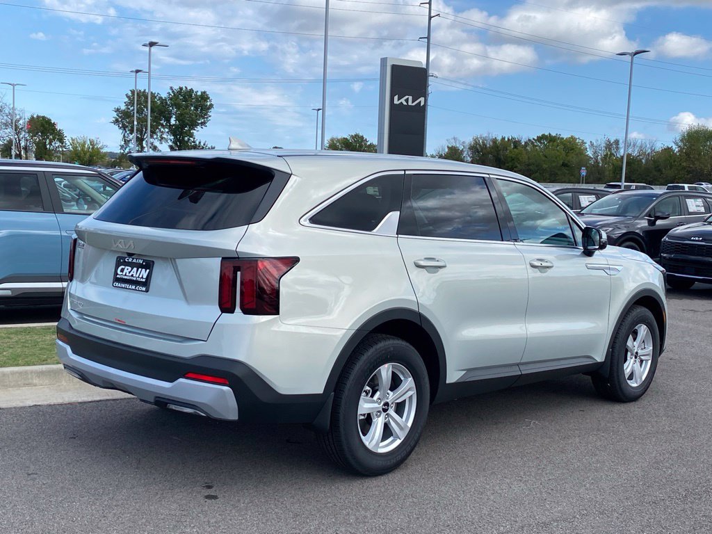 New 2026 Kia Sorento LX FWD image 7
