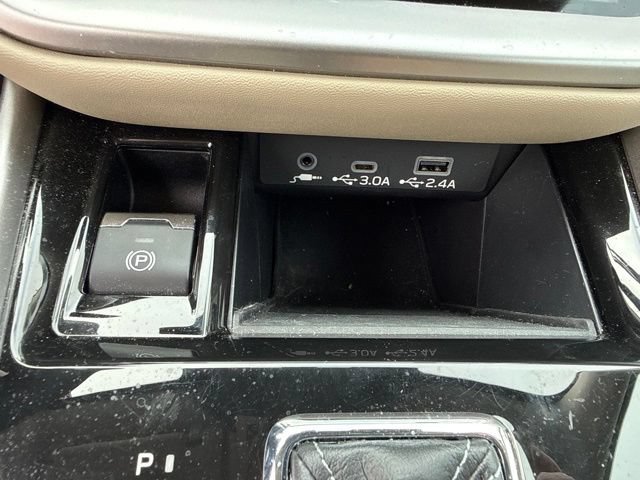 Certified 2024 Subaru Legacy Limited AWD/4WD image 18