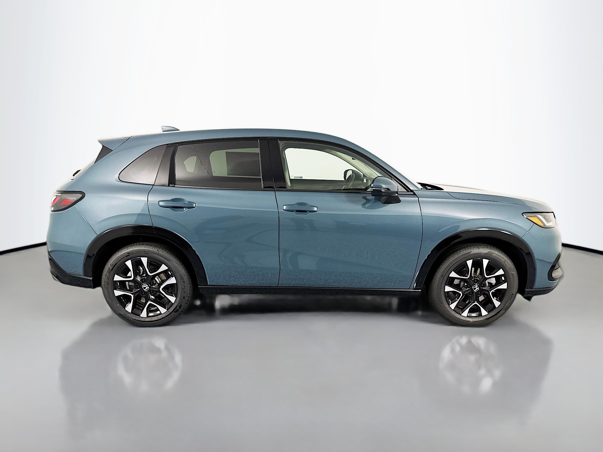 New 2027 Honda HR-V EX-L image 4