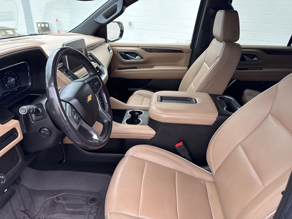 Used 2022 Chevrolet Tahoe Premier AWD/4WD image 22