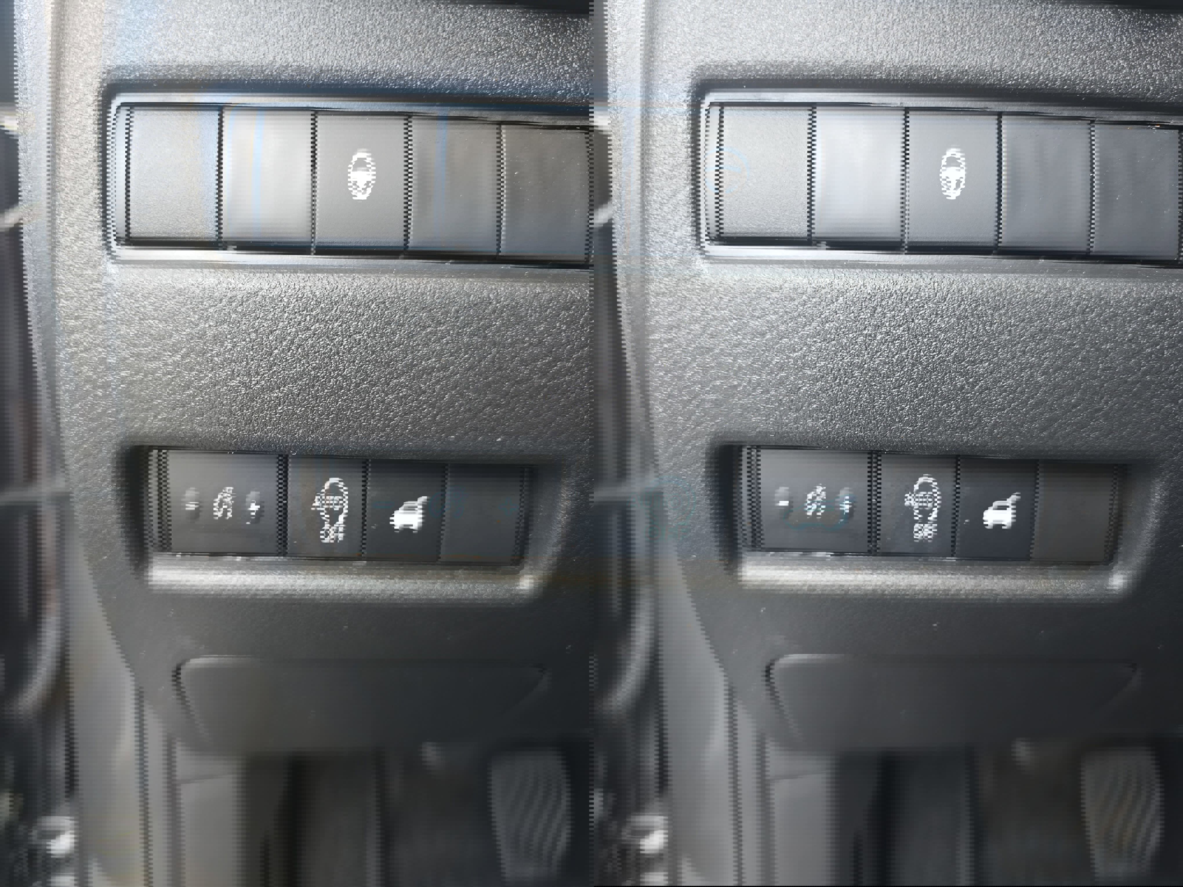 Used 2025 Nissan Rogue SV image 27