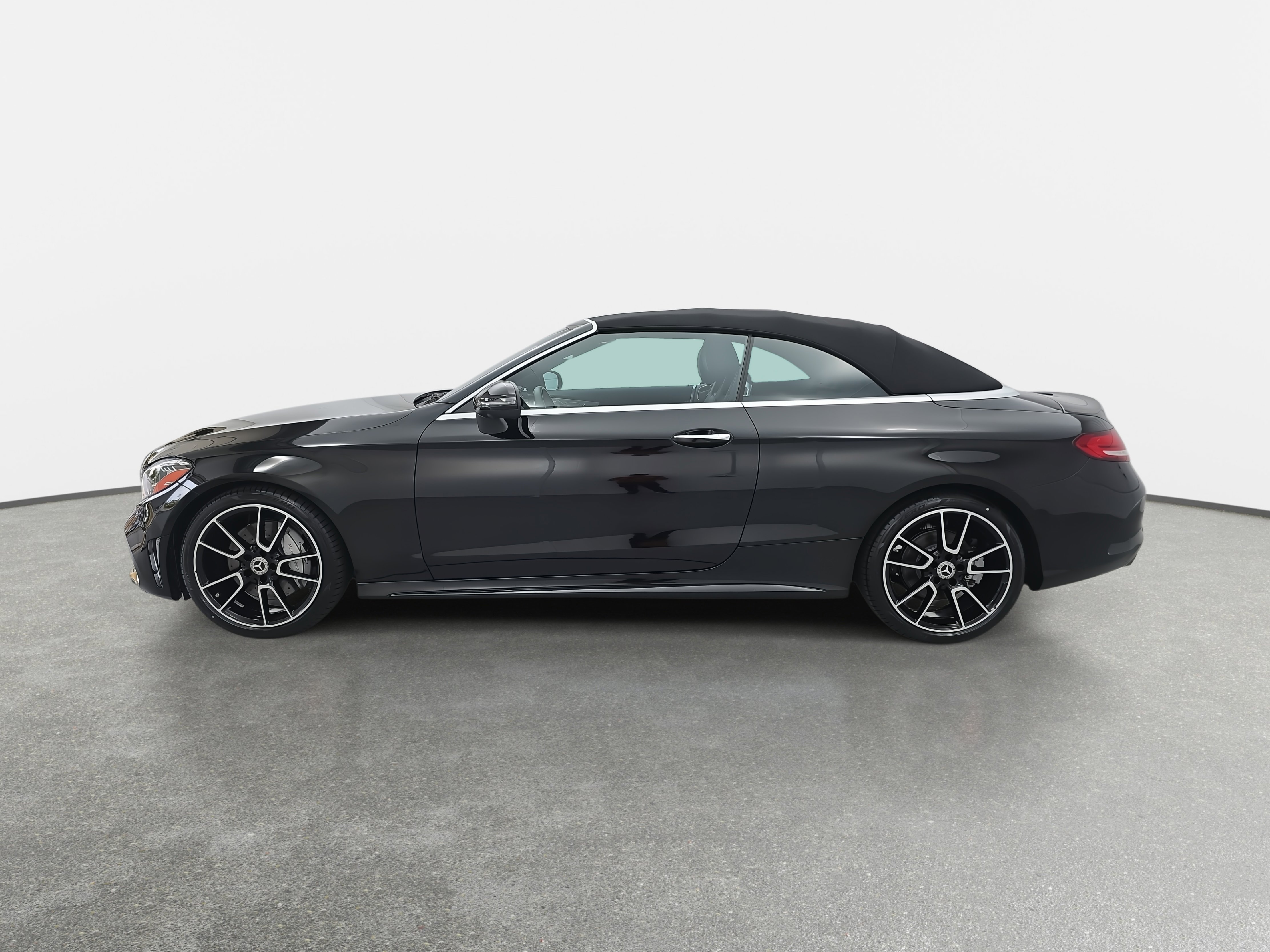 Used 2023 Mercedes-Benz C 300 Cabriolet image 8