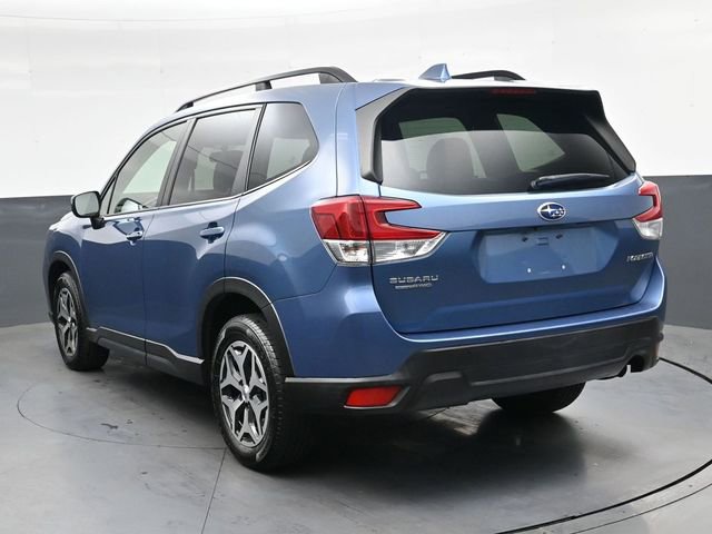 Used 2019 Subaru Forester Premium AWD/4WD image 6