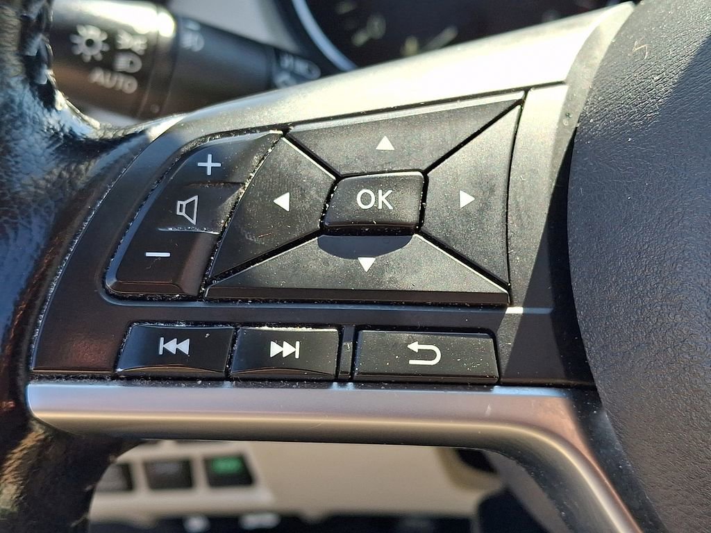 Used 2020 Nissan Rogue Sport SV w/ All-Weather Package AWD/4WD image 21