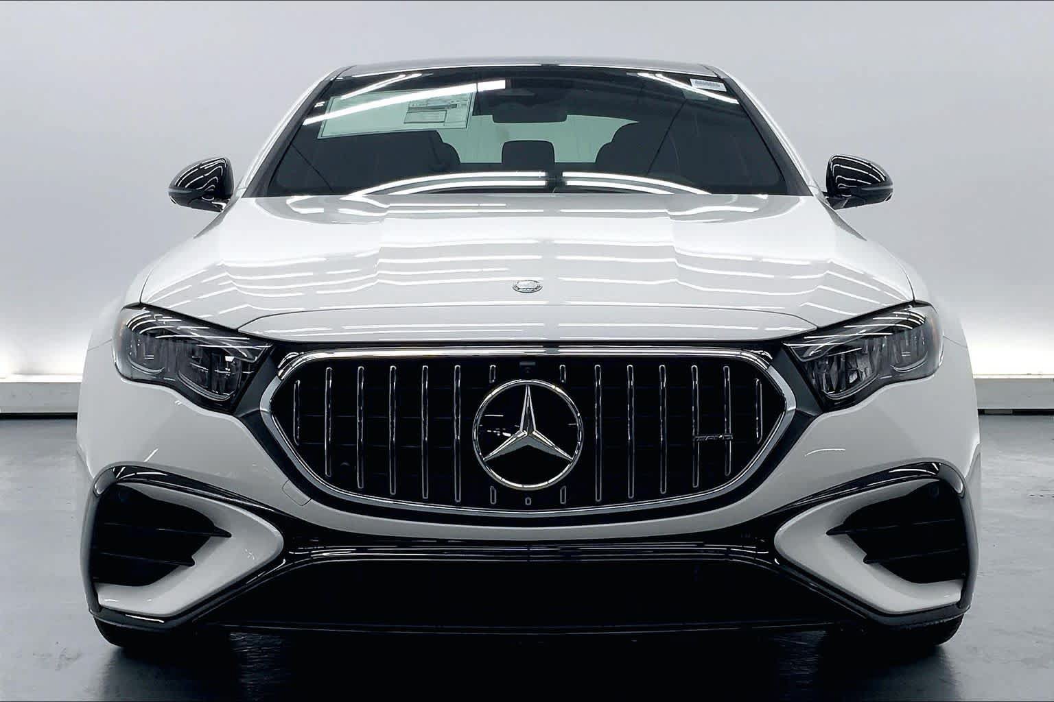 New 2027 Mercedes-Benz E 53 AMG e 4MATIC Sedan image 3