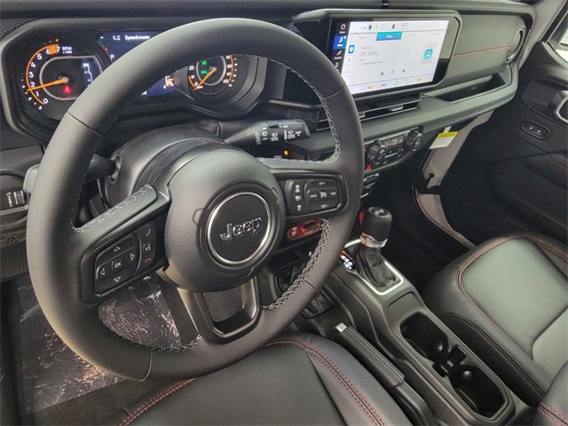 New 2026 Jeep Wrangler Unlimited Rubicon w/ Convenience Group image 21