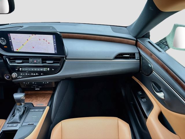 Used 2022 Lexus ES 300h w/ Premium Package FWD image 18