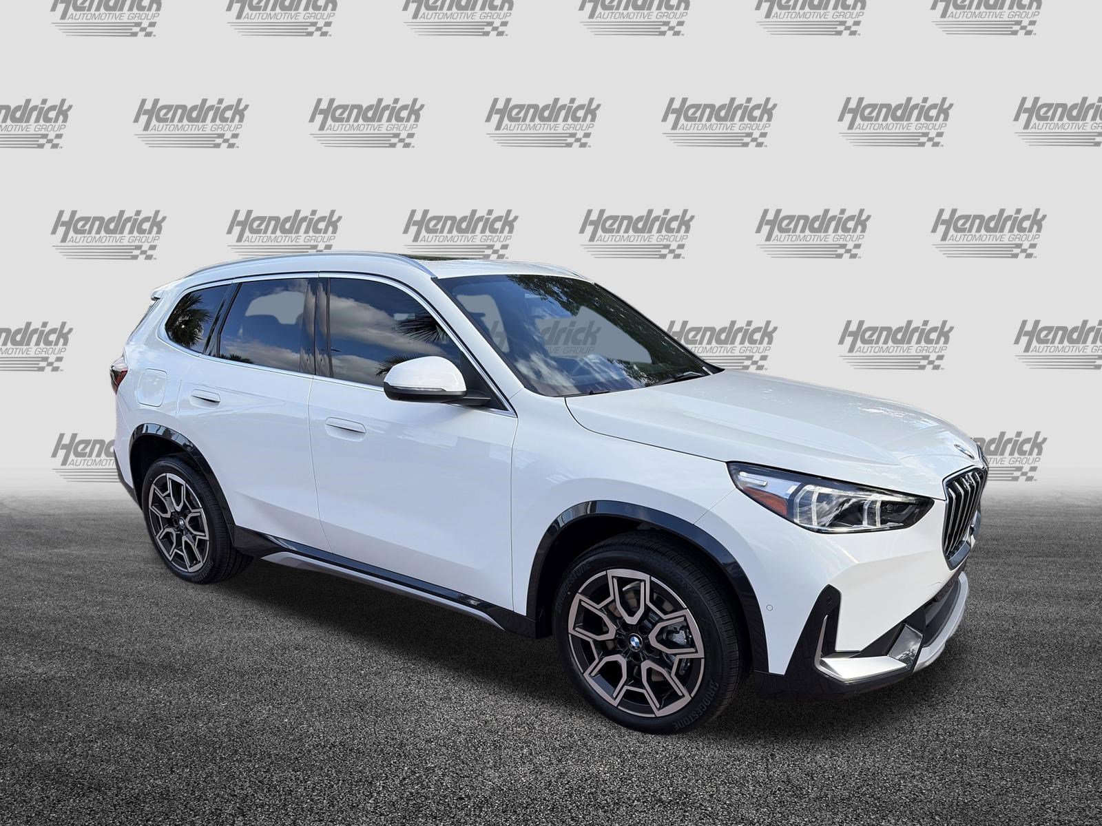 New 2026 BMW X1 xDrive28i w/ Technology Package AWD/4WD image 2