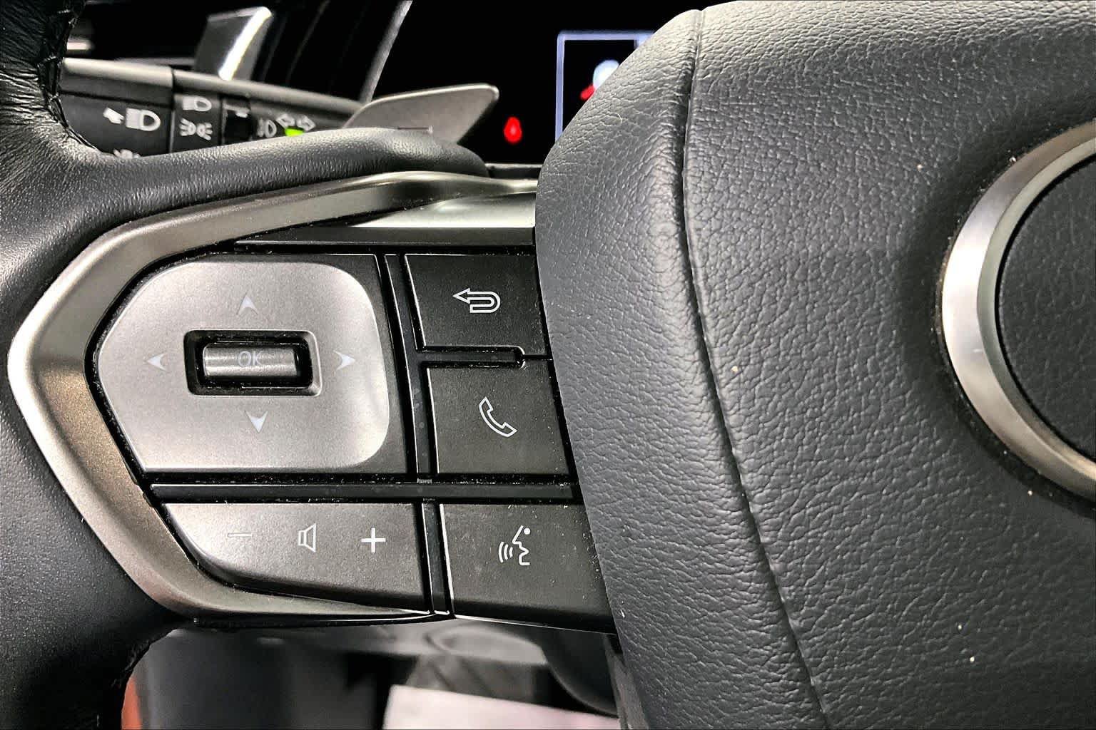 Used 2023 Lexus RX 350 Premium Plus w/ Accessory Package (K3) AWD/4WD image 22