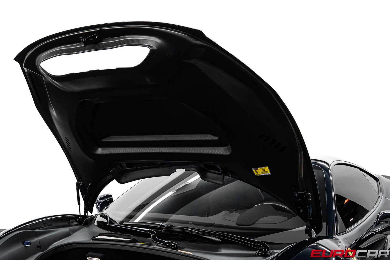 Used 2019 Ferrari 488 Pista Coupe RWD image 11