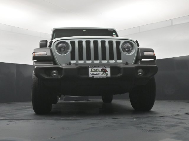 Used 2023 Jeep Wrangler Unlimited Sport AWD/4WD image 19